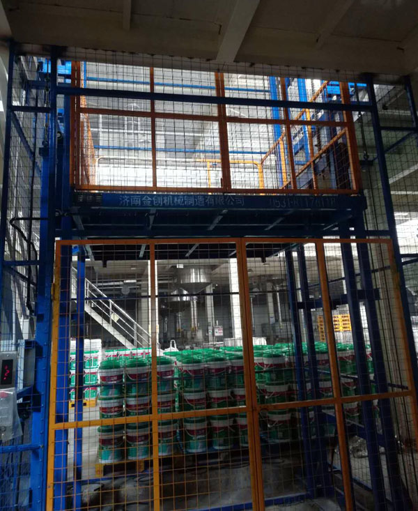 導(dǎo)軌式液壓升降機(jī) 導(dǎo)軌式液壓升降機(jī)